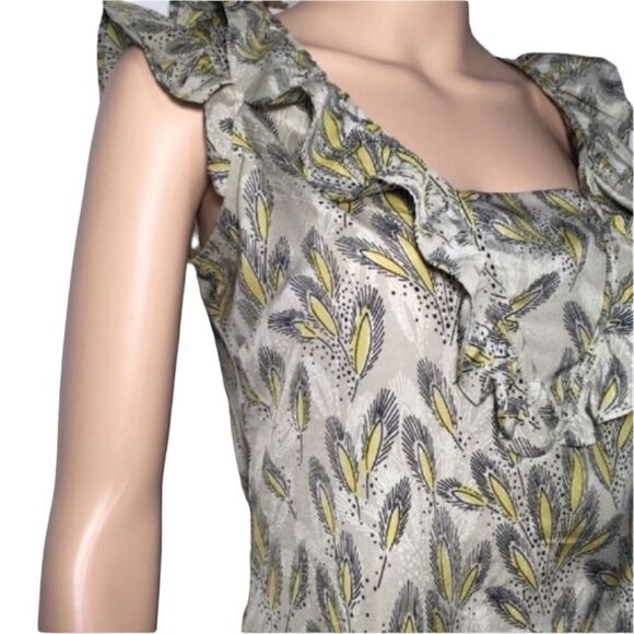 BANANA REPUBLIC RUFFLE NECKLINE SLEEVELESS TOP XS FAIRY - Picture 3 of 10